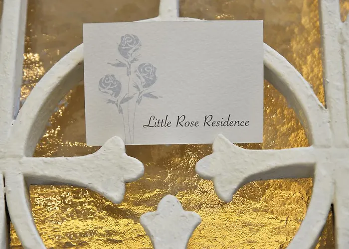 Little Rose Roma